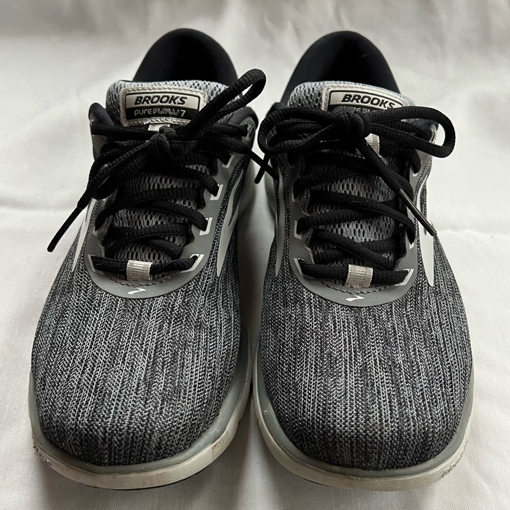 Brooks Pure Flow 7 Running Shoe